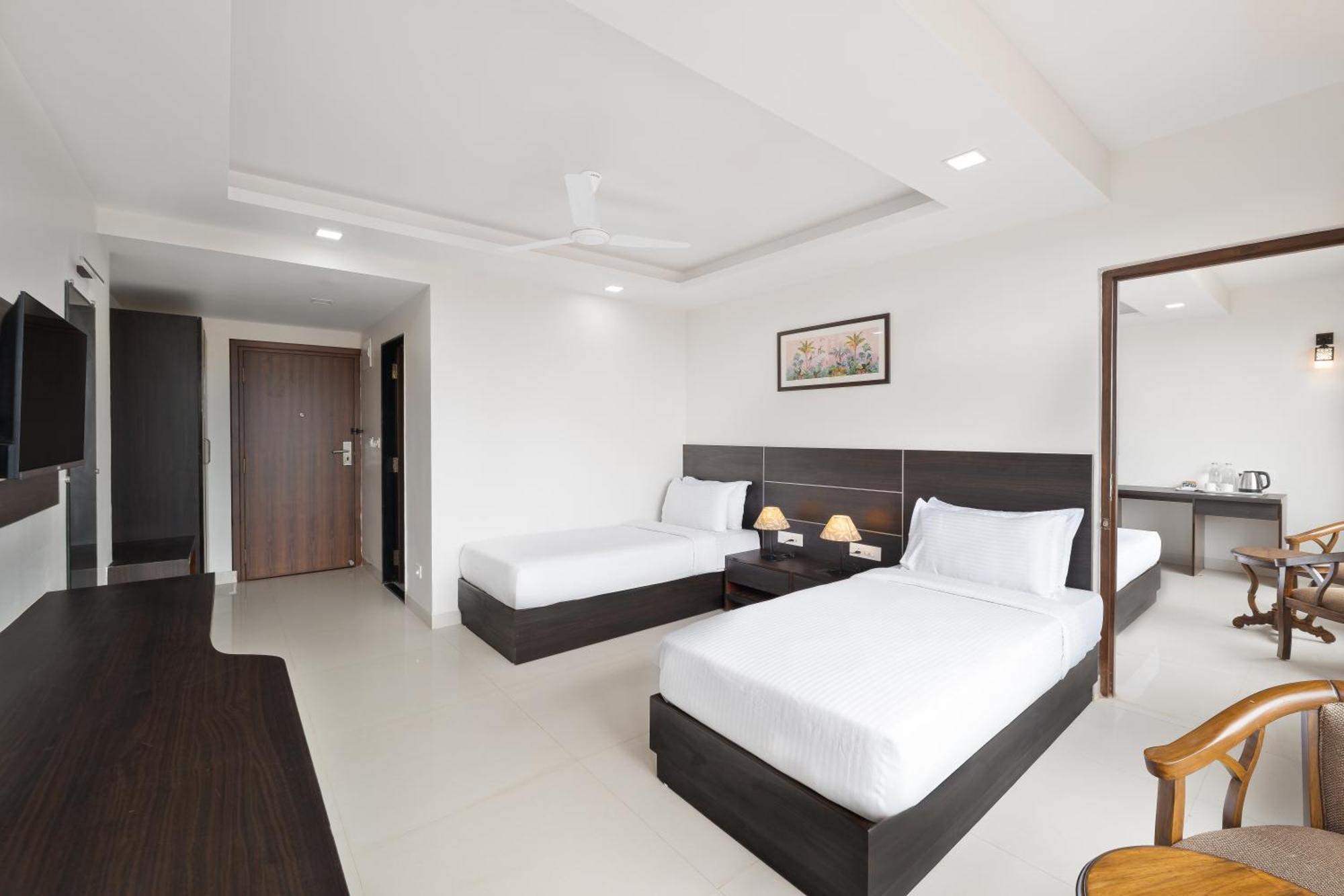 Bsg Porvorim Regency Hotel Goa Exterior foto